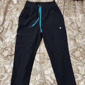 Figs Yola Technical Collection Pants in Black